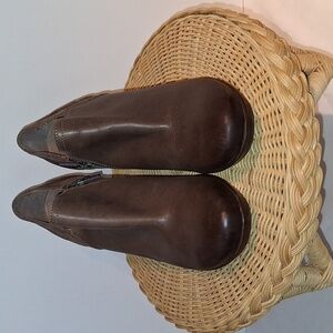 Dansko Marcia Leather Ankle Heeled  Boots. Burnished Nubuck Brown Size US 9